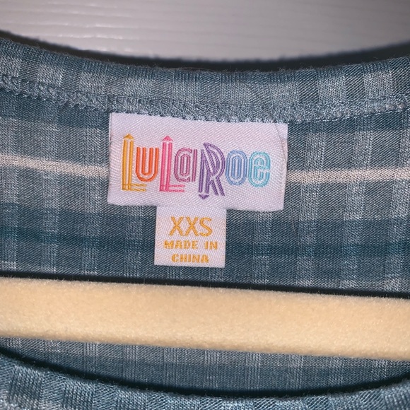 Lula Roe Carly - Picture 2 of 2